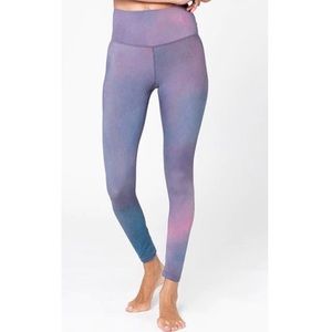Sol‎ & Mane Mudra Rainy Sky Leggings Size Medium NWT